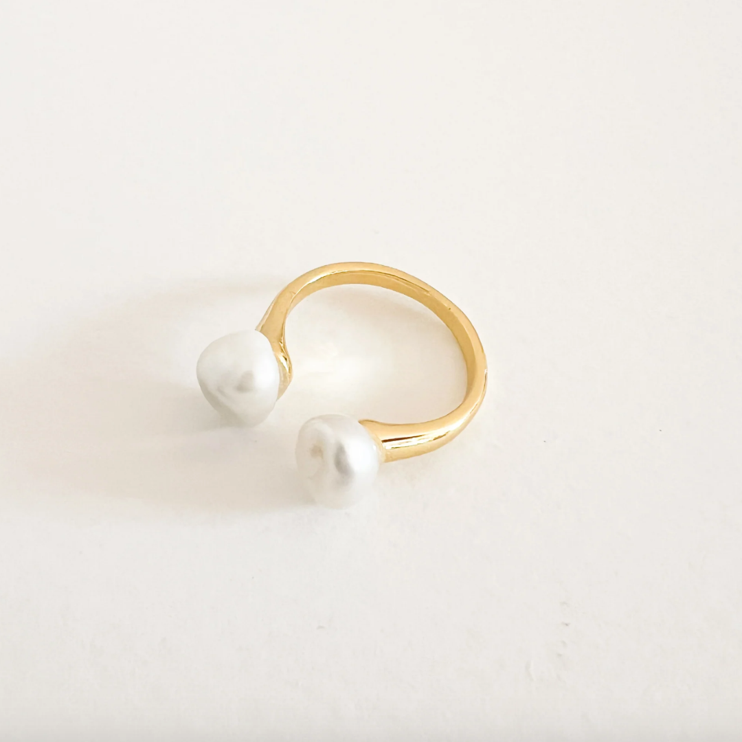 ADJUSTABLE PEARL RING ✿ AVA