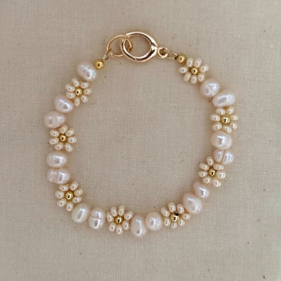 DAISY PEARL BRACELET ✿ CHLOE