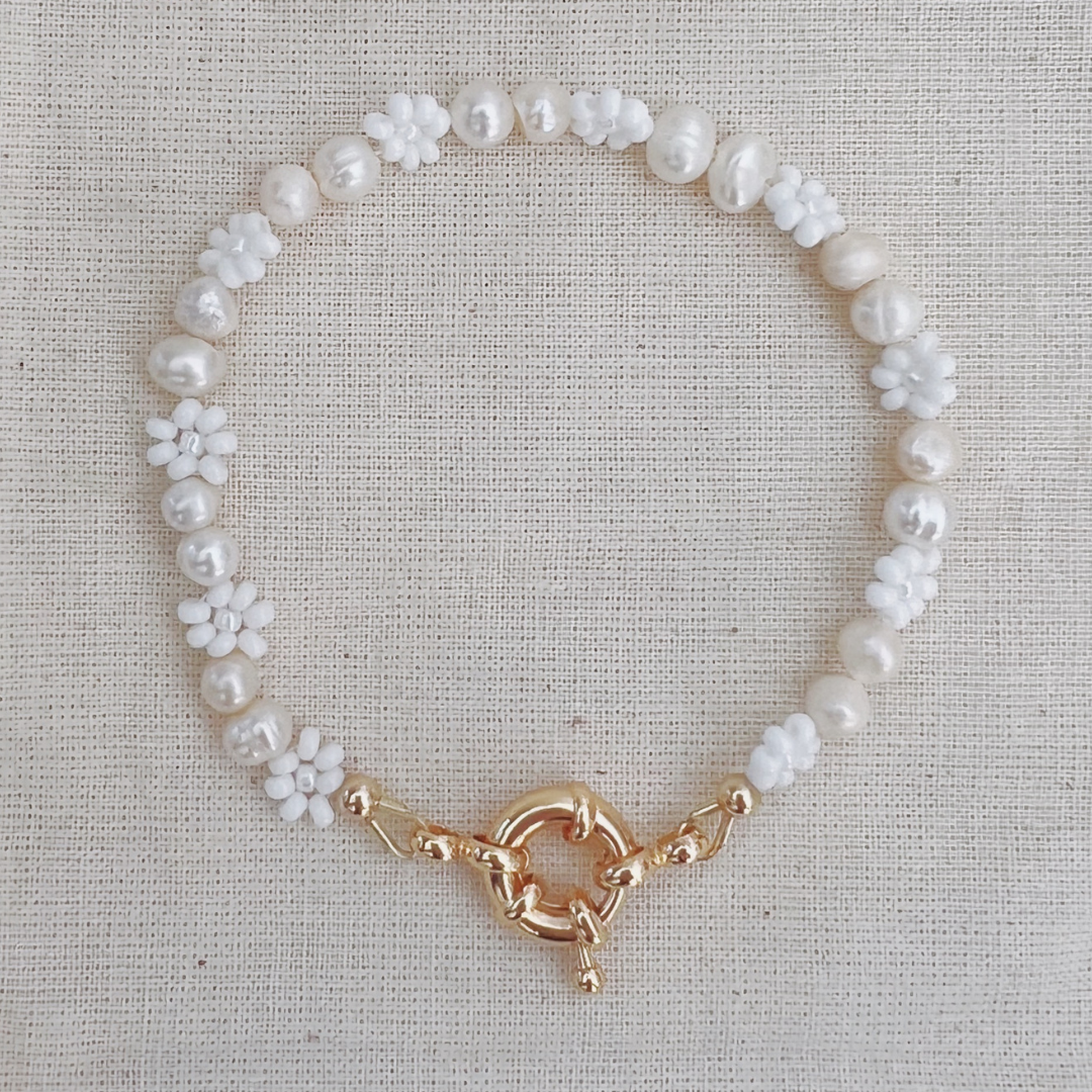 DAISY PEARL BRACELET ✿ CLAIRE